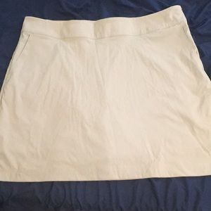 Khaki skort- Ex Officio